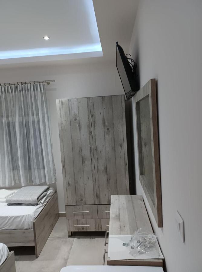 Ladenis Studios Nea Plagia Bagian luar foto