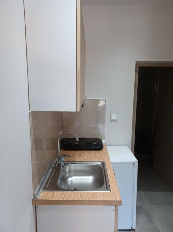 Ladenis Studios Nea Plagia Bagian luar foto